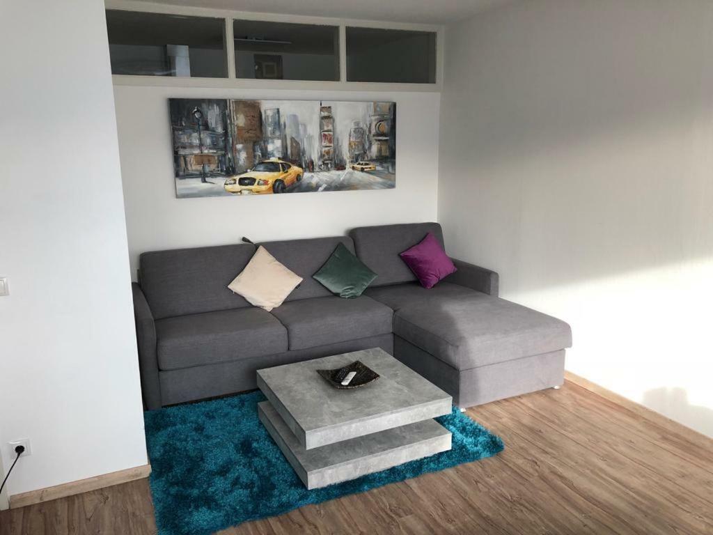 4 Appartement *