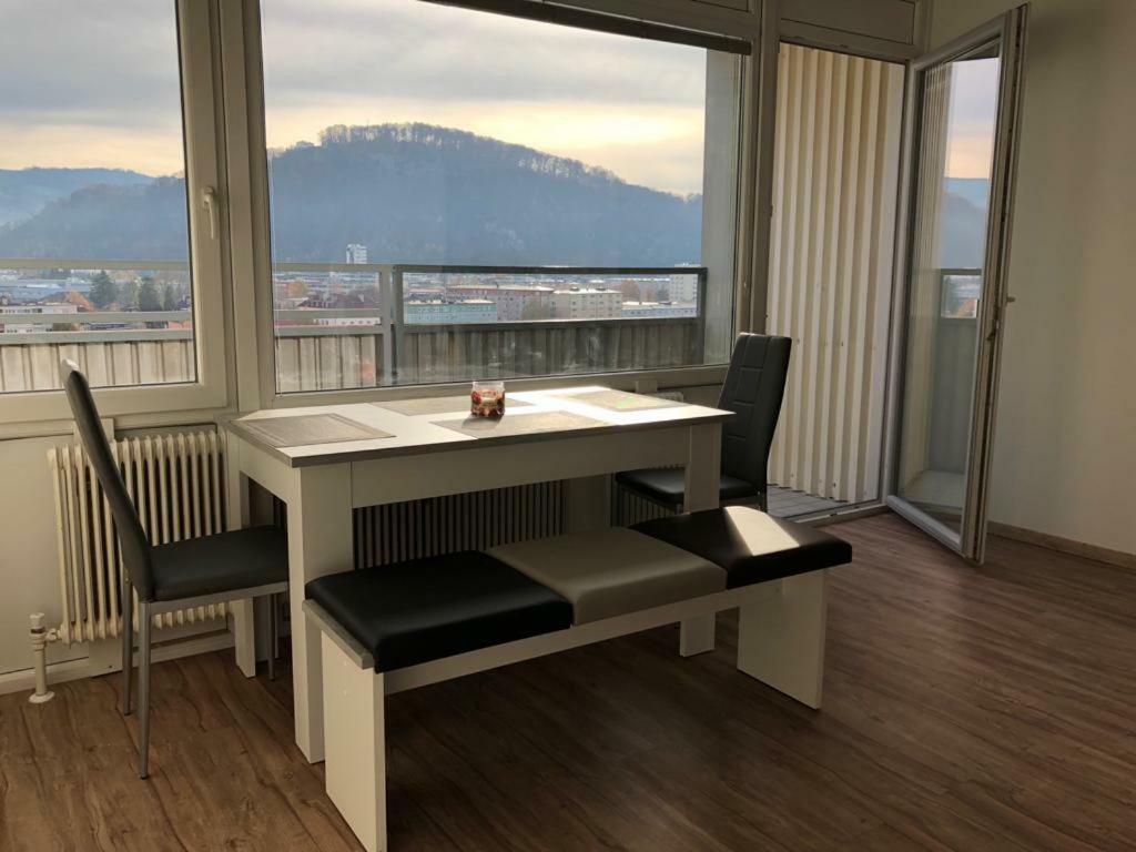4 * Salzbourg